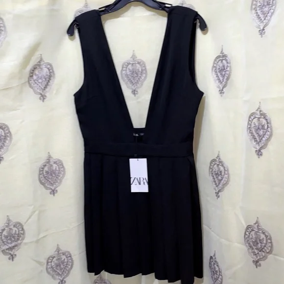 zara black jumper dress Zara | Dresses | Owt Zara Black Pleated Jumper Dress Side Zipper Breast  Darts Sz M